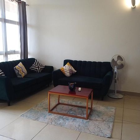 Eika Suites At Acacia Kampala Eksteriør billede