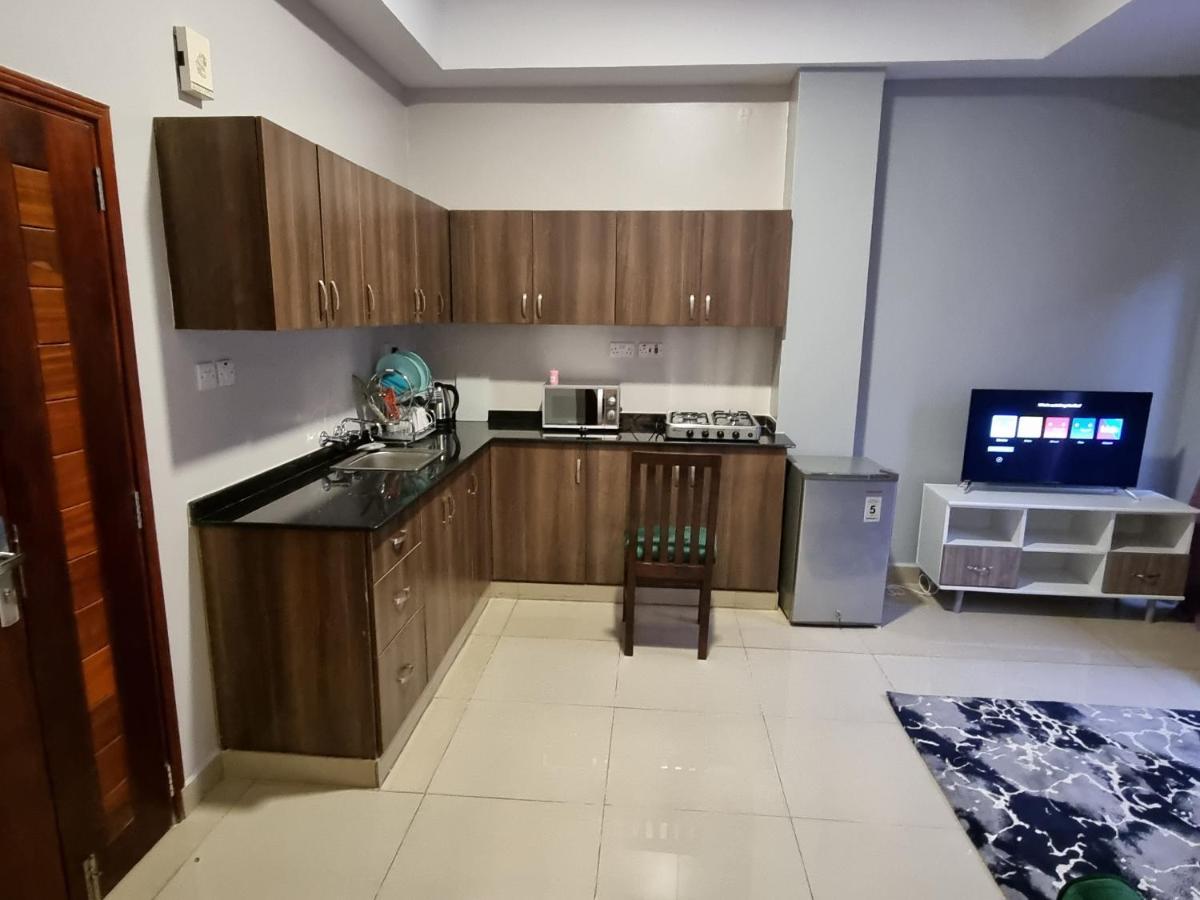 Eika Suites At Acacia Kampala Eksteriør billede