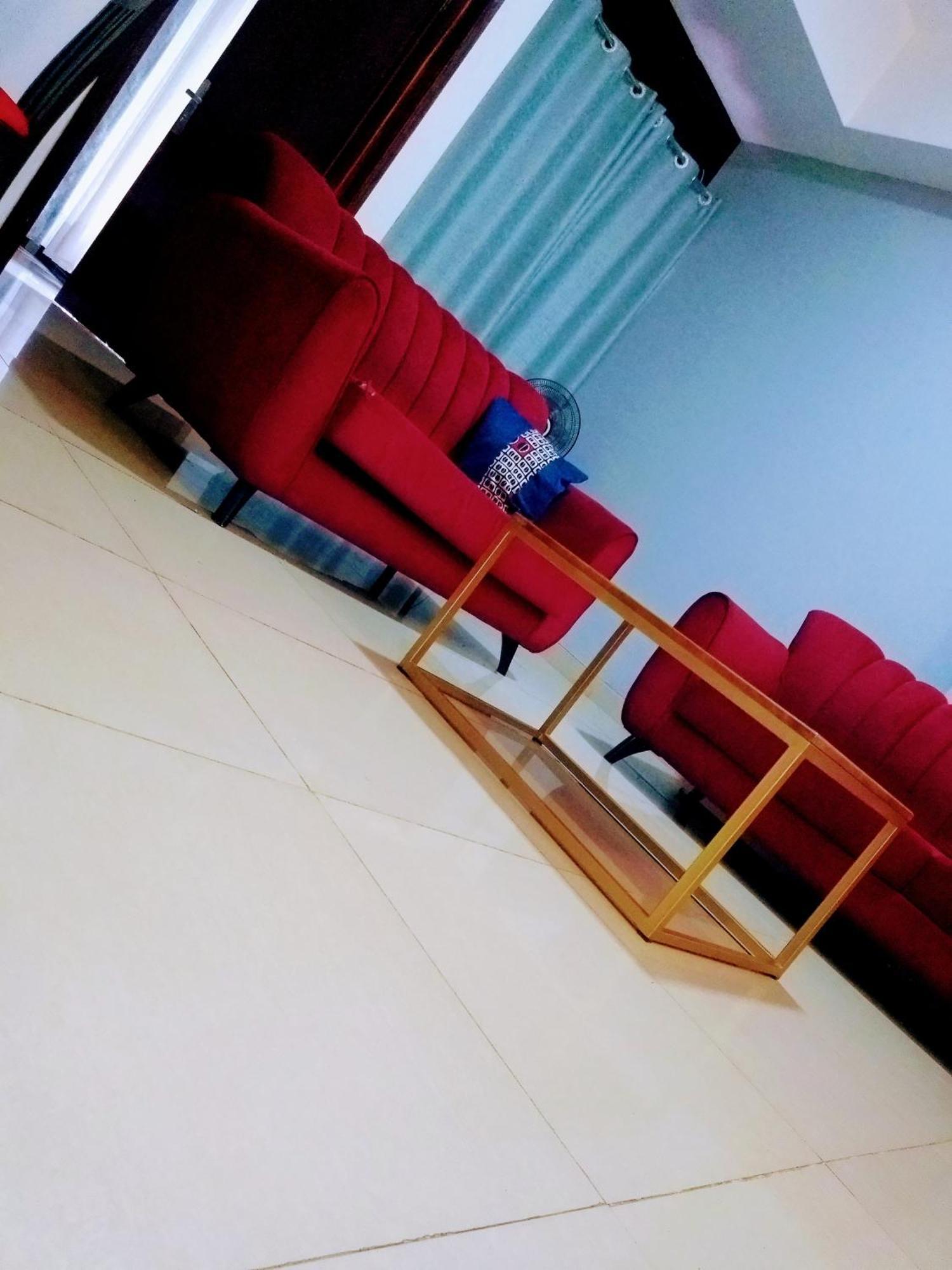 Eika Suites At Acacia Kampala Eksteriør billede